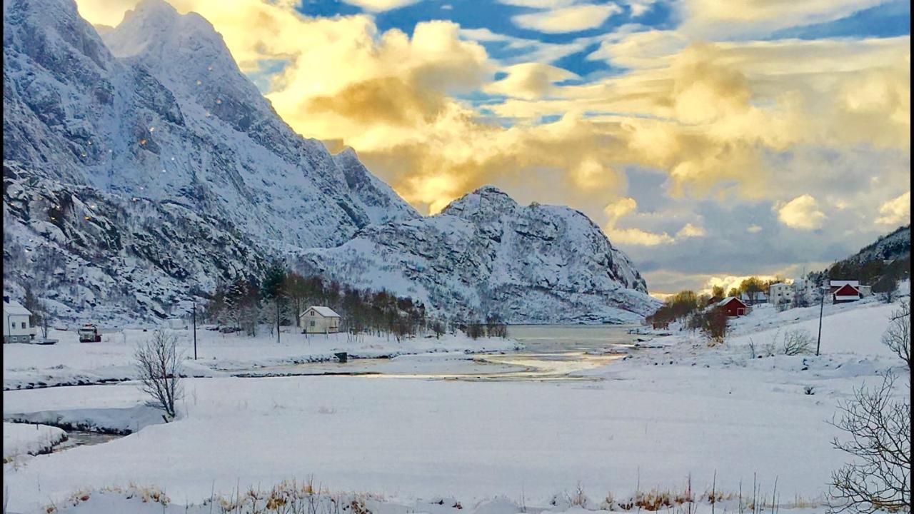 Lofoten Fjord Lodge Saupstad  外观 照片